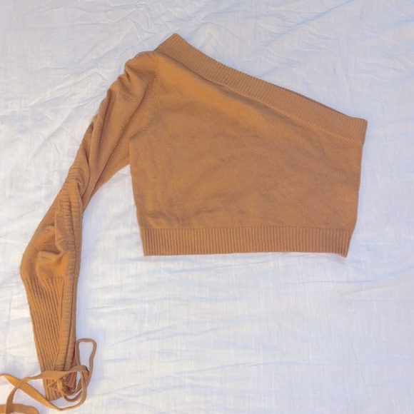 Lovers + Friends Linny Sweater in Mustard (SW1) - Picture 3 of 6